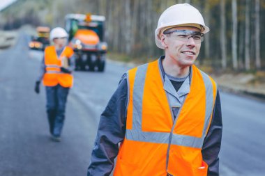 çalışan inşaat yapı