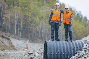 çalışan inşaat yapı