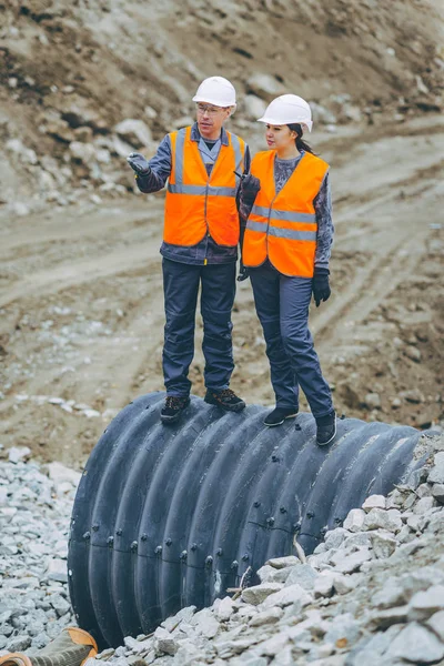 çalışan inşaat yapı