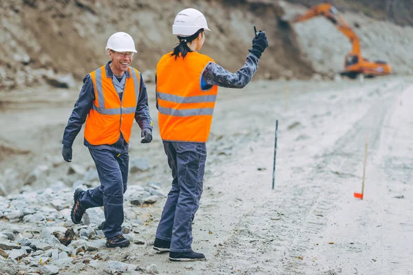 çalışan inşaat yapı