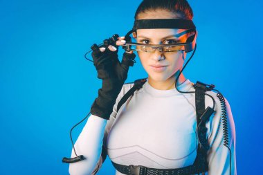 hareketli resim yazısı sanal gerçeklik