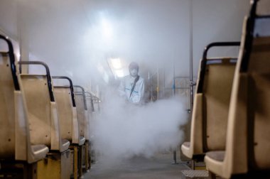 Toplu taşıma dezenfeksiyonu içerideki işlem tehlikesi