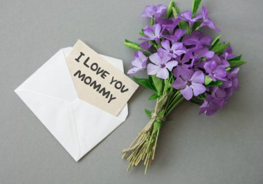 Anneler günün kutlu olsun.. 