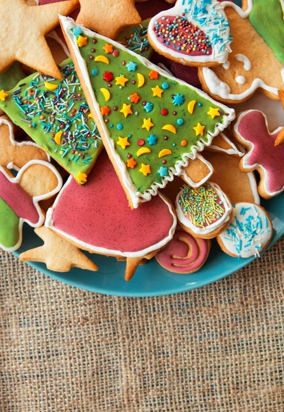 Plate Tasty Holiday Gingerbread Cookies Wooden Table Merry Christmas Happy — Stock Photo, Image