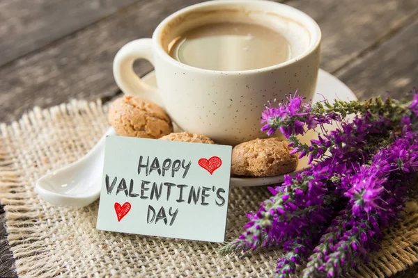 Feliz Tarjeta San Valentín Galletas Con Forma Corazón Sobre Fondo — Foto de Stock