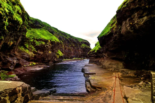 La naturaleza de las Islas Feroe en el Atlántico norte — Foto de Stock