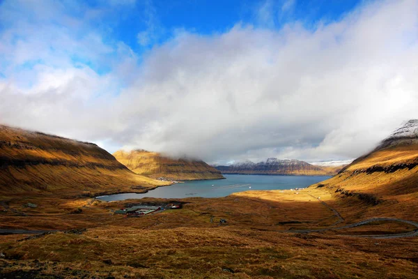 Природа Фарерских островов в северной Атлантике — стоковое фото