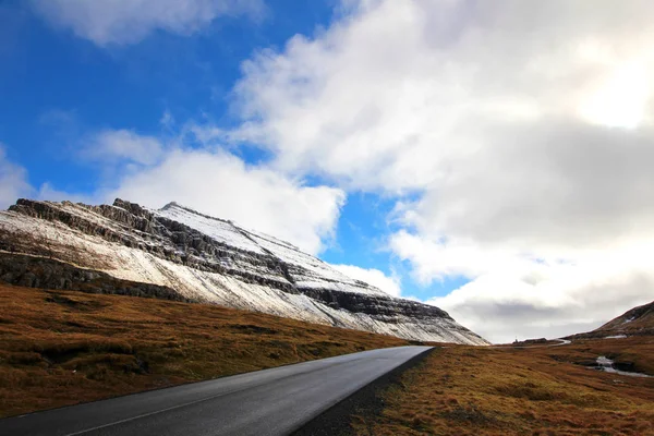 La natura delle Isole Faroe nell'Atlantico settentrionale — Foto Stock