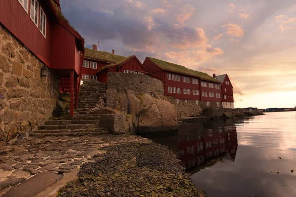 De hoofdstad stad van Torshavn, op de Faeröer — Stockfoto