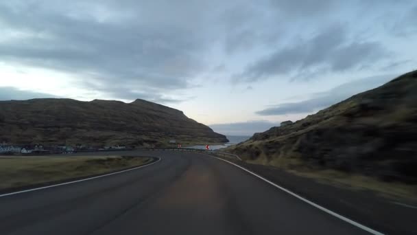 Conduire une voiture à la campagne — Video