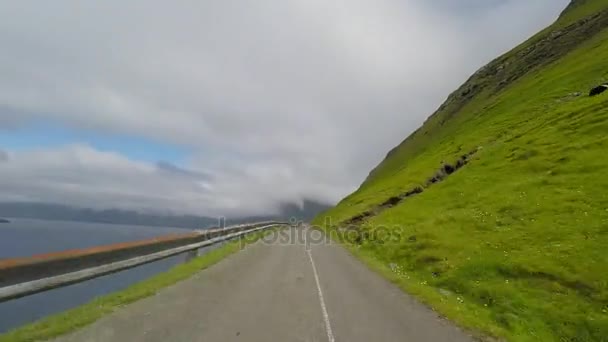 Viajar por el campo — Vídeo de stock