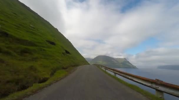 Traveling in the countryside — Stock Video