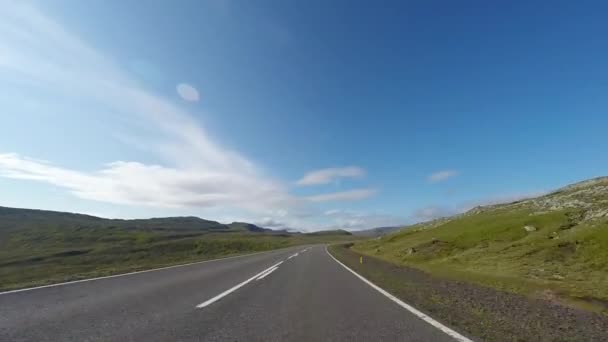 Viajar por el campo — Vídeo de stock