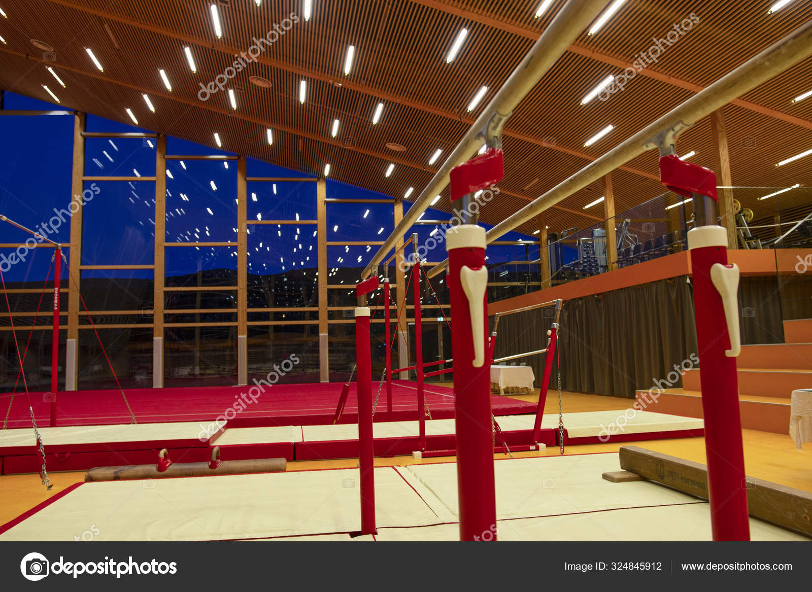 体操器械体操中心在法罗群岛 图库照片 C Polhansen Hotmail Com