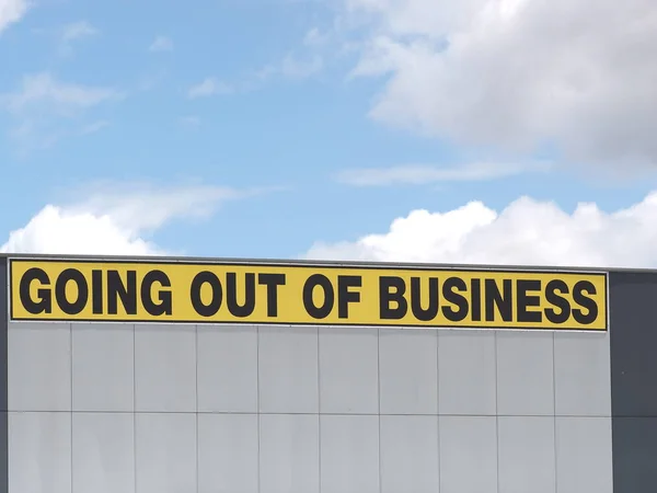 Going out of business sign — Stock Photo, Image