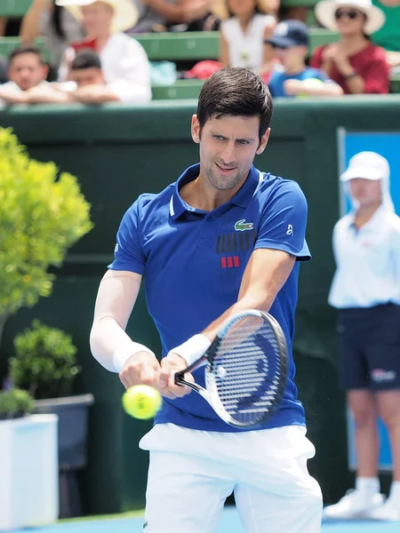 Melbourne Australia Enero 2018 Novak Djokovic Jugador Tenis Prepara Para — Foto de Stock