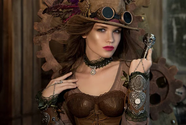 Schöne Mädchen, Modell im Stil eines Steampunk in einem schönen — Stockfoto