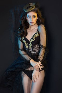 Güzel, şehvetli bir kız, çekici, şık ıma modeli