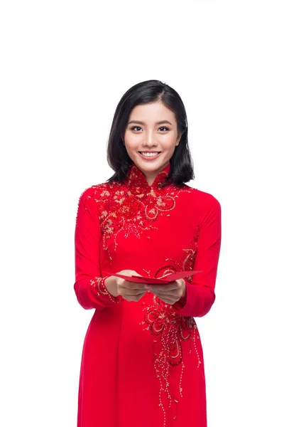 Ritratto di una bella donna asiatica sul costo del festival tradizionale — Foto Stock