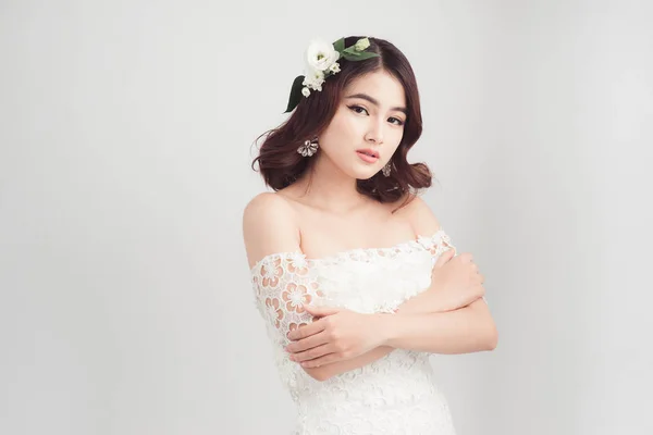 Bella donna asiatica sposa — Foto Stock