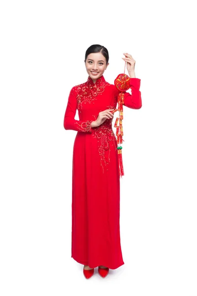 Teljes hosszúságú, egy gyönyörű ázsiai nő a hagyományos fesztivál c — Stock Fotó