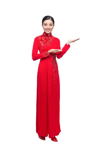 Egy gyönyörű ázsiai nő a hagyományos fesztivál költség portréja — Stock Fotó