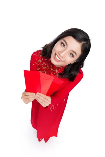 Schöne asiatische Frau auf traditionelle Festtracht — Stockfoto