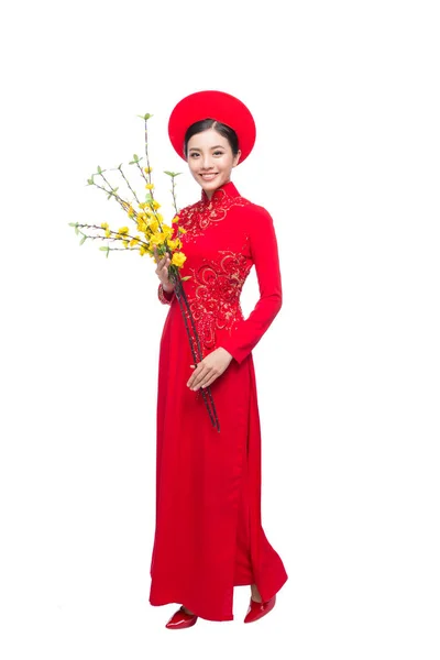 Азиатка в традиционном фестивальном костюме — стоковое фото