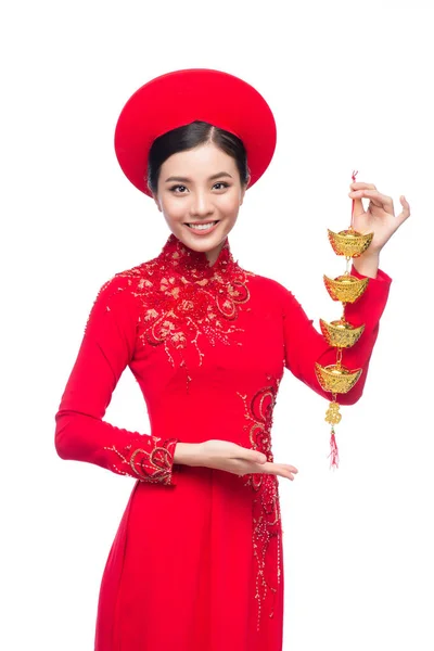 Retrato de uma bela mulher asiática no traje tradicional festival Ao Dai. Férias fixes. Ano Novo Lunar . — Fotografia de Stock
