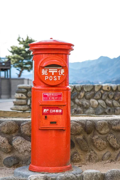 Tradycyjne post box — Zdjęcie stockowe