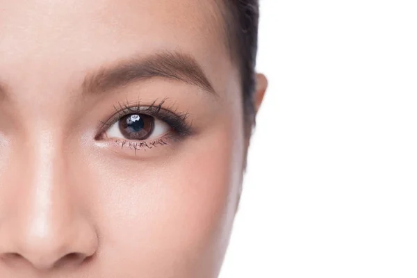 Mulher asiática com olhos castanhos — Fotografia de Stock