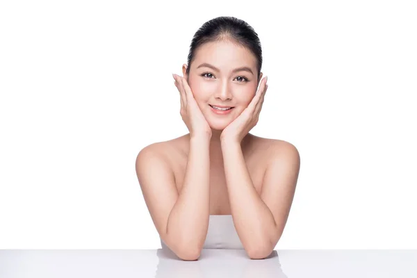 Hermosa spa modelo asiático chica —  Fotos de Stock