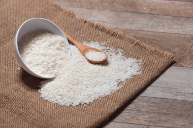 çiğ pirinç yasemin