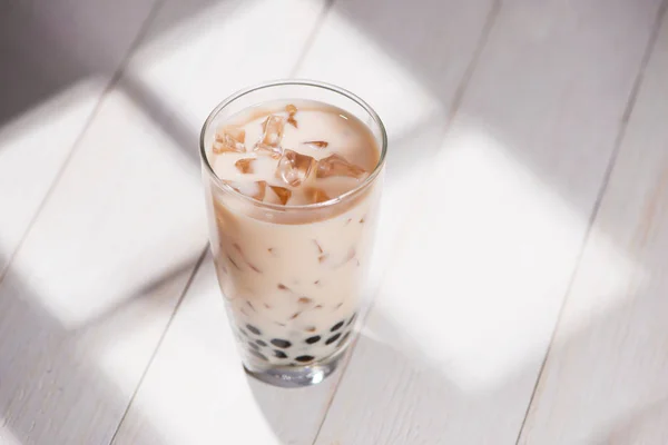 Mjölk te med pärlor — Stockfoto