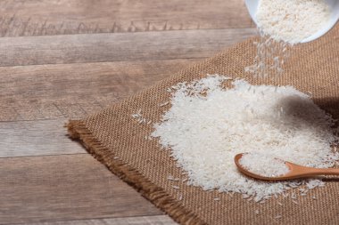 çiğ pirinç yasemin