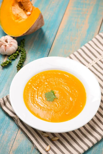 Pumpkin and carrot soup — Stock Photo, Image