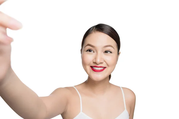 Mujer tomando foto selfie — Foto de Stock