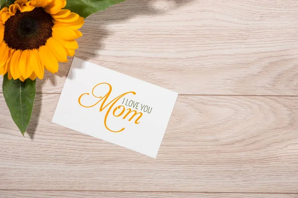 Sarı çiçekli etiket kağıdı