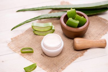 Aloe vera temel petrol