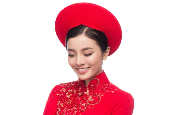 Mulher em vestido tradicional e chapéu — Fotografia de Stock