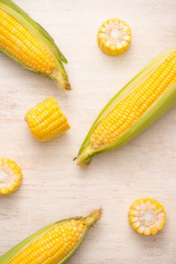 taze mısır koçanı