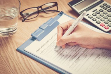 Sigorta tazminat talebi form üzerinde yazma el