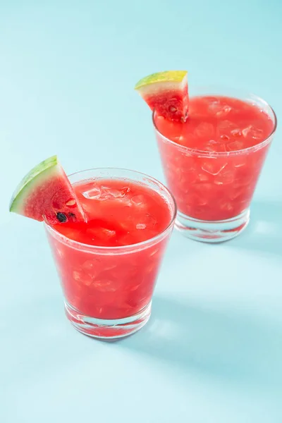 Gläser Wassermelonensaft — Stockfoto