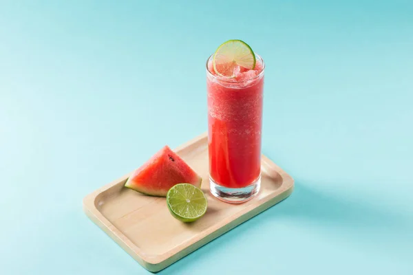 Wassermelonen trinken im Glas — Stockfoto