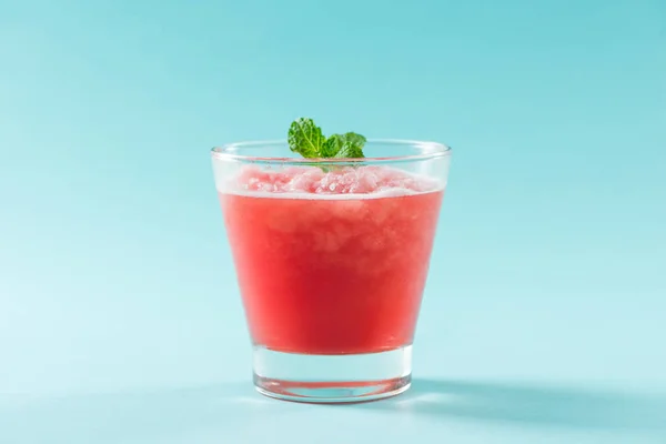 Glas av vattenmelon juice — Stockfoto