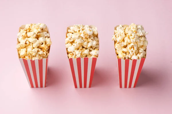 Popcorn in Kartons — Stockfoto