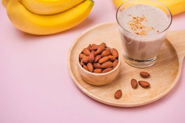 taze muz smoothie 