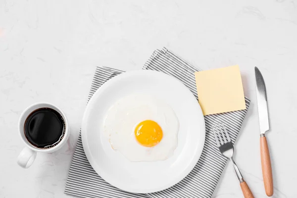 Blick von oben auf traditionelle gesunde einfache schnelle Frühstücksmahlzeit gemacht o — Stockfoto