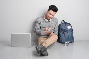 adam not defteri yazma