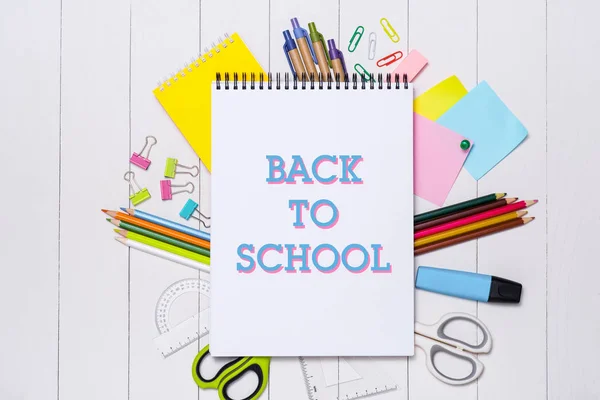 Papelería de la escuela de color — Foto de Stock